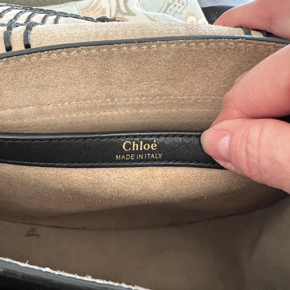 Chloe Hudson Small Shoulder Bag - Picture 8 of 9